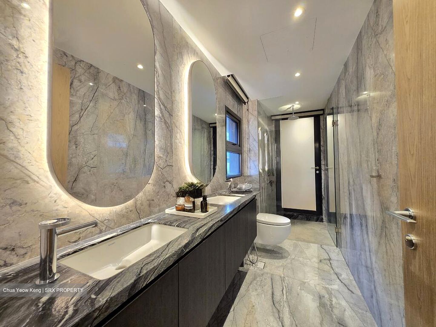 Shrewsbury Road (D11), Terrace #514439931